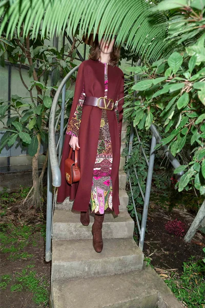 Look 11